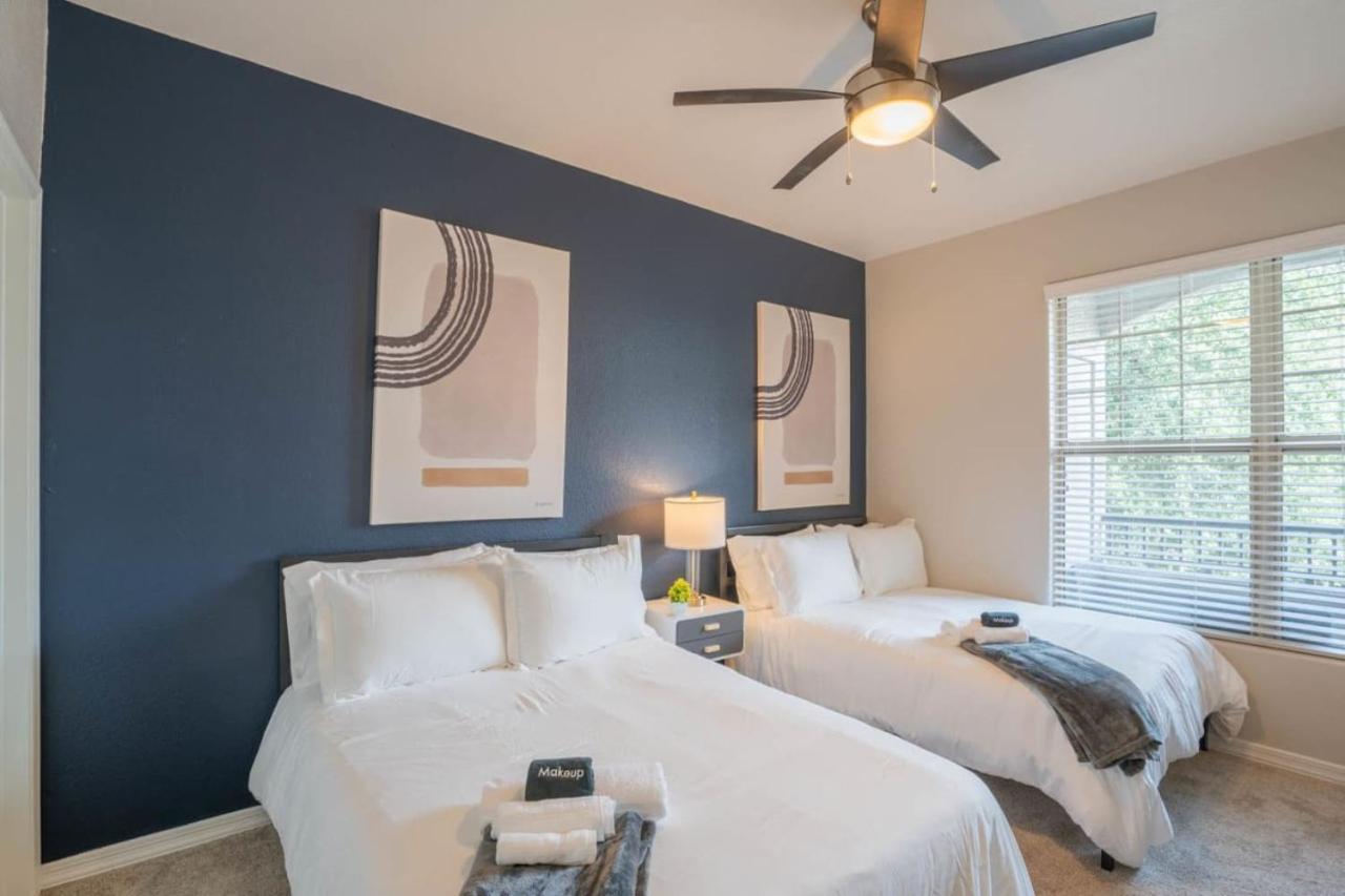 Posh 2Bd - Midtown - Gym, Pool, W-D, Parking - Sleeps 8 Apartment Phoenix Luaran gambar
